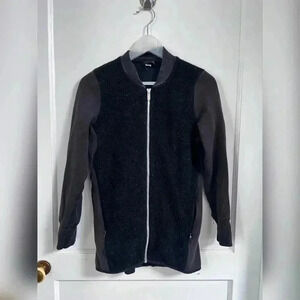 Lululemon Women's Black Stand Out Sherpa Jacket Full Zip Size 4